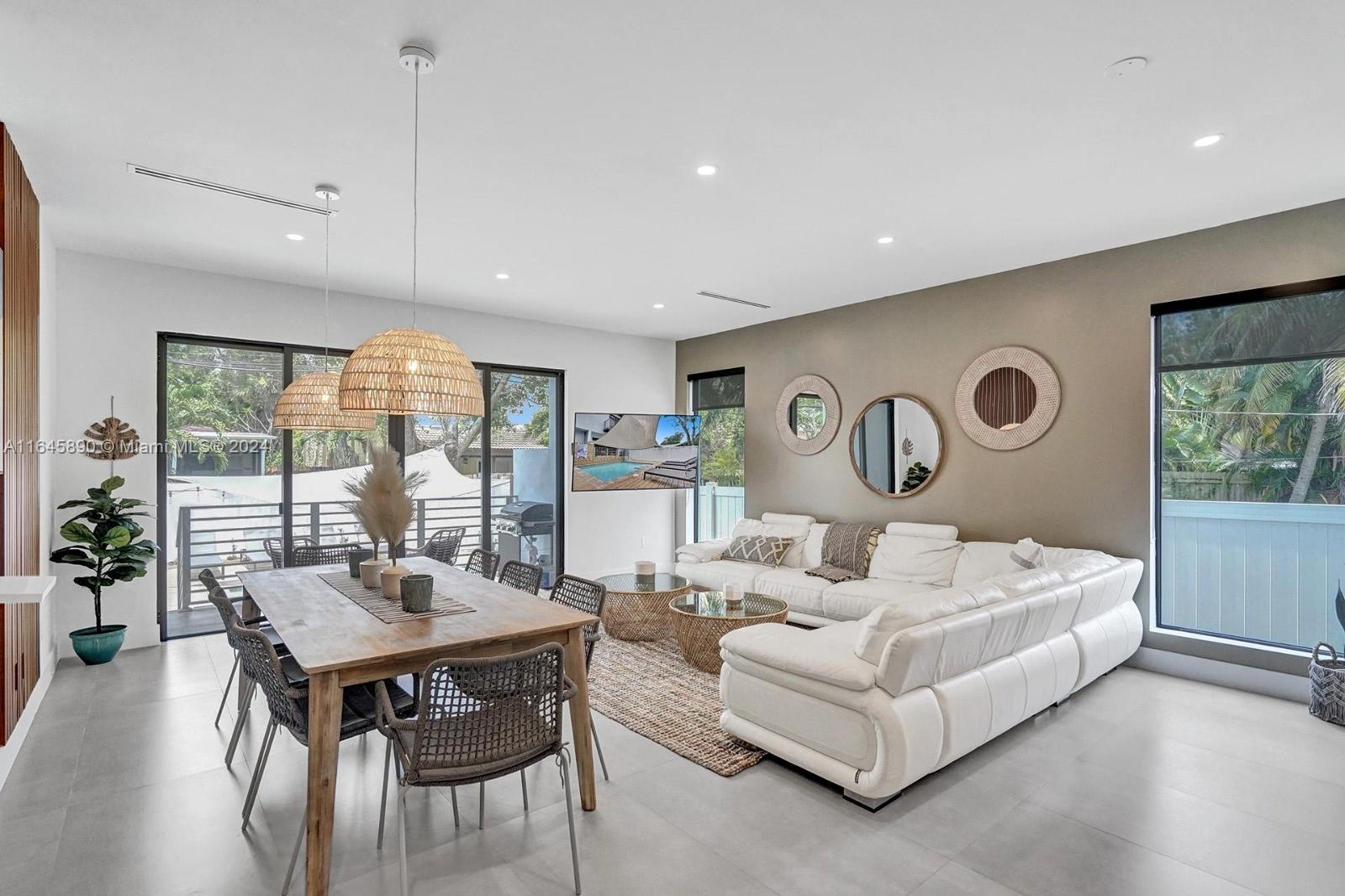 LAUDERDALE - Residential