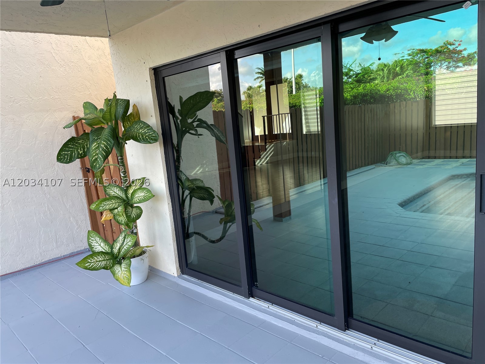 HAMMOCKS SEC 2 - Residential Lease