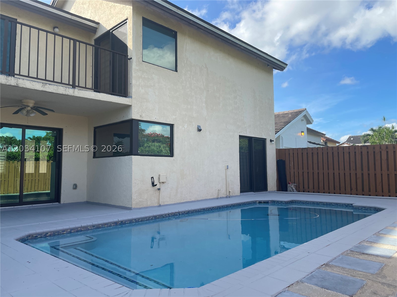 HAMMOCKS SEC 2 - Residential Lease