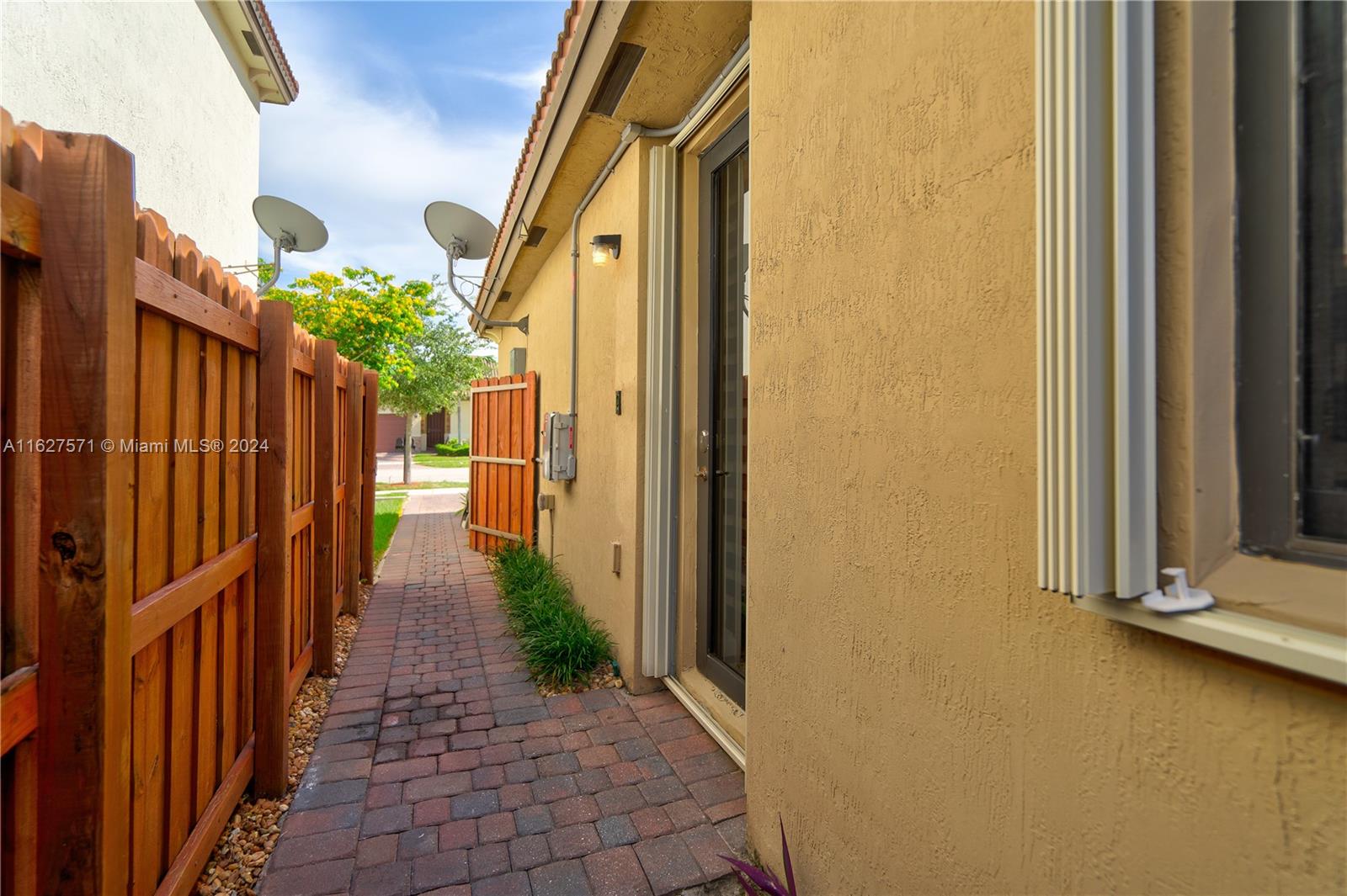 SILVER PALM SOUTHWEST - Residential