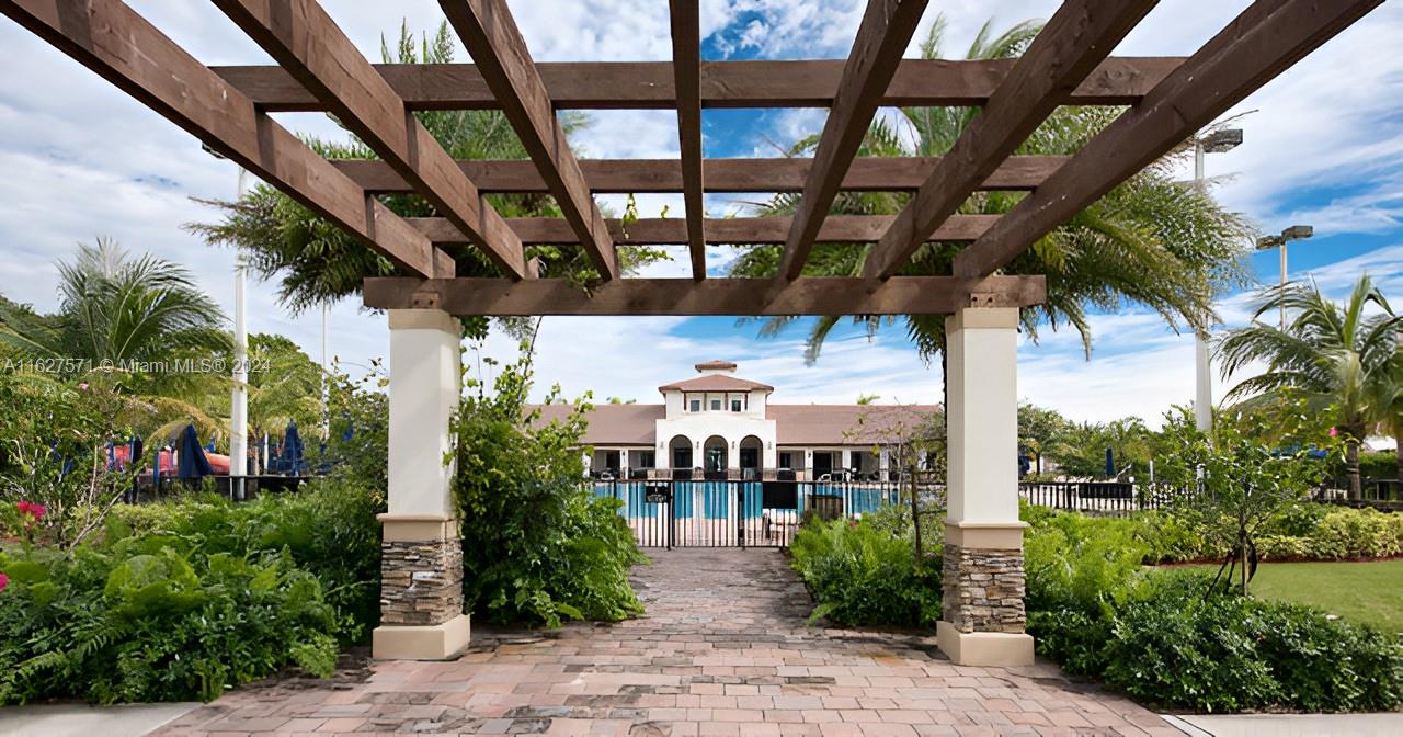 SILVER PALM SOUTHWEST - Residential