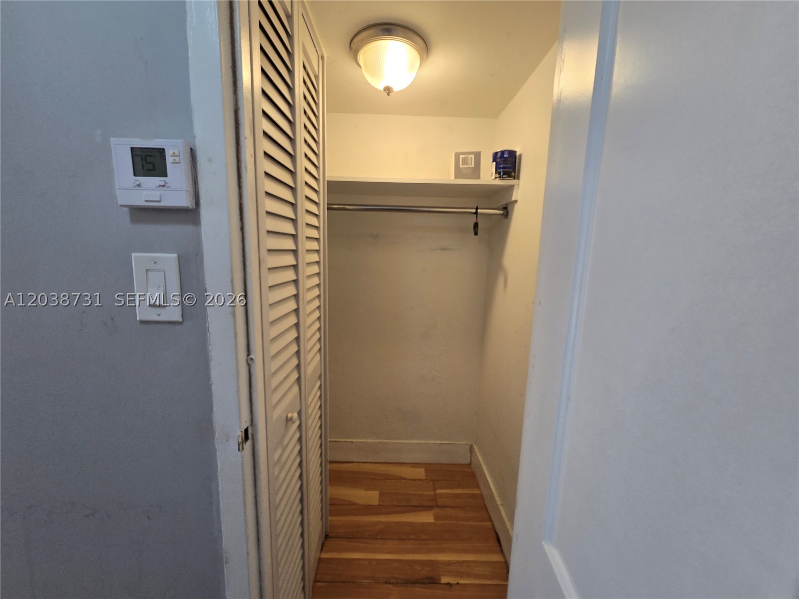 BAYVIEW PALMS CONDO - Residential Lease