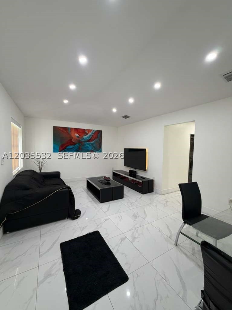CARIBE HOMES - Residential