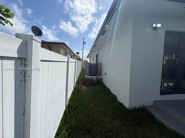 FOSTER PARK - Residential