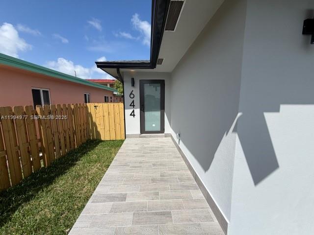 BRAND NEW HOUSE. 3/2 NEW EVERYTHING. GREAT LOCATION. CLOSE TO I95 AND CLOSE TO THE OCEAN.