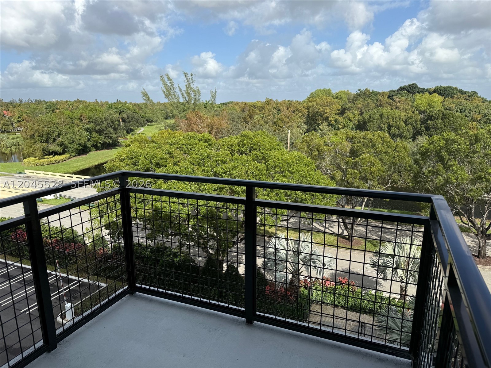 RAMBLEWOOD SOUTH - Residential Lease