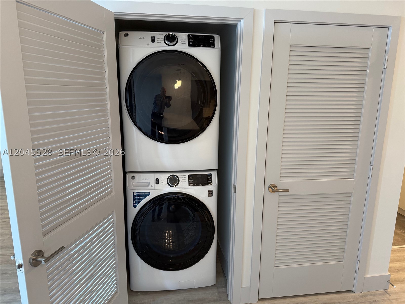 RAMBLEWOOD SOUTH - Residential Lease