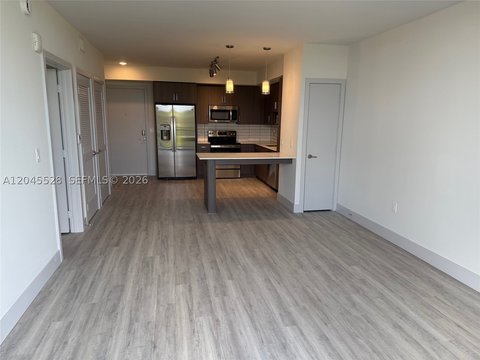 RAMBLEWOOD SOUTH - Residential Lease