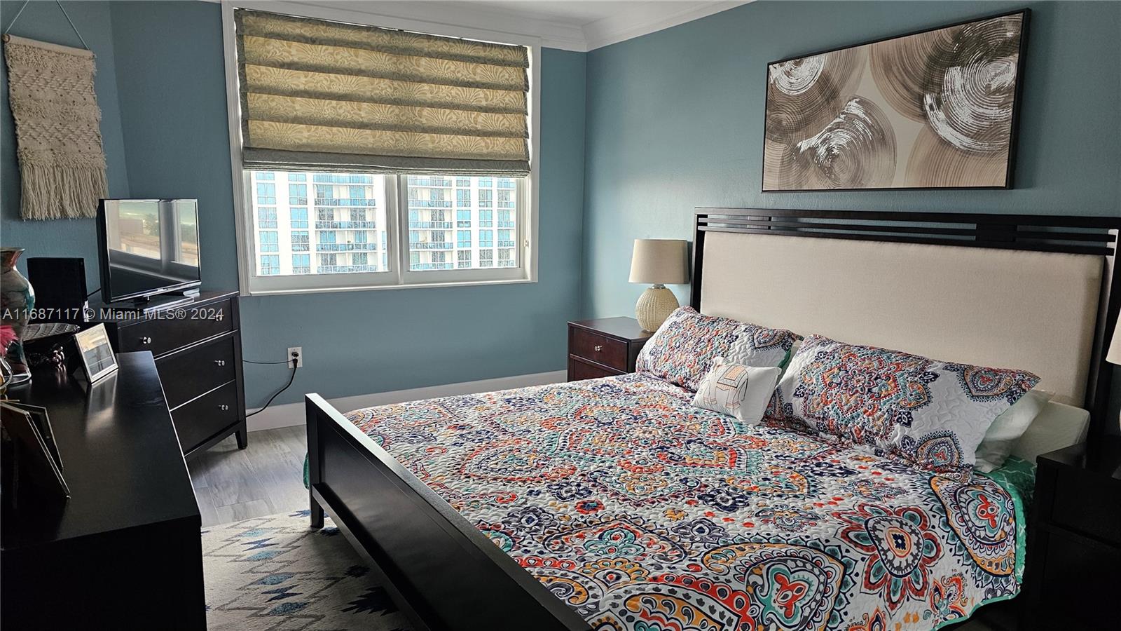 HEMISPHERES CONDO - Residential Lease