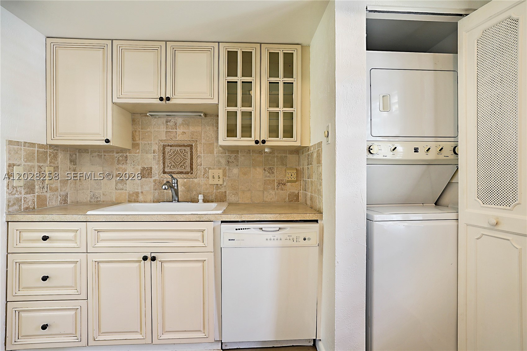 RIVERBEND CONDO - Residential