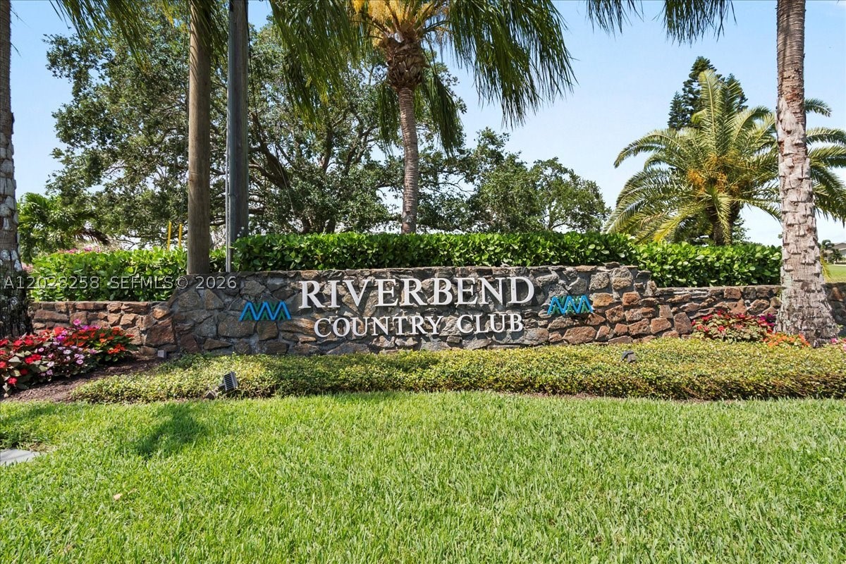 RIVERBEND CONDO - Residential