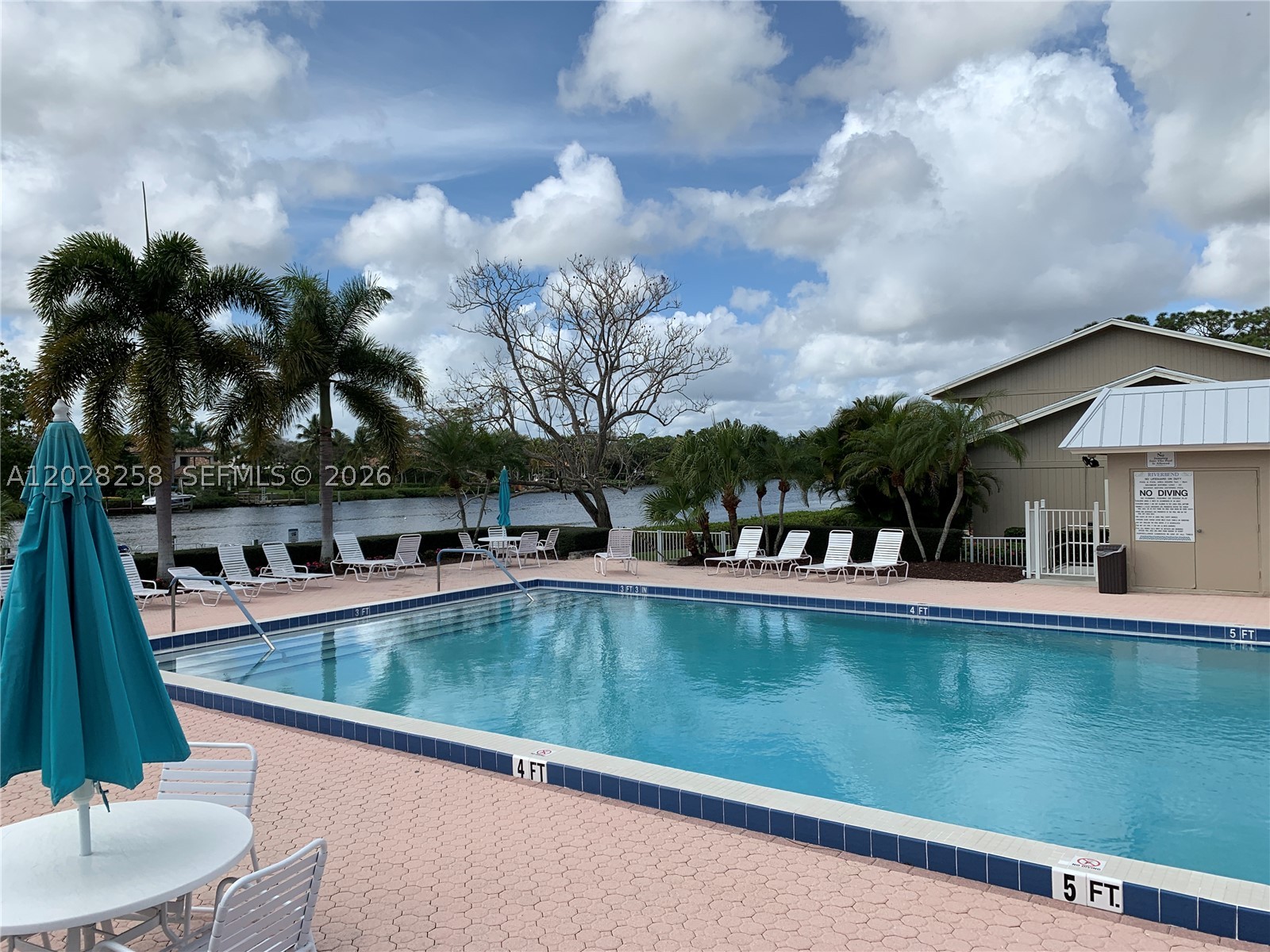 RIVERBEND CONDO - Residential