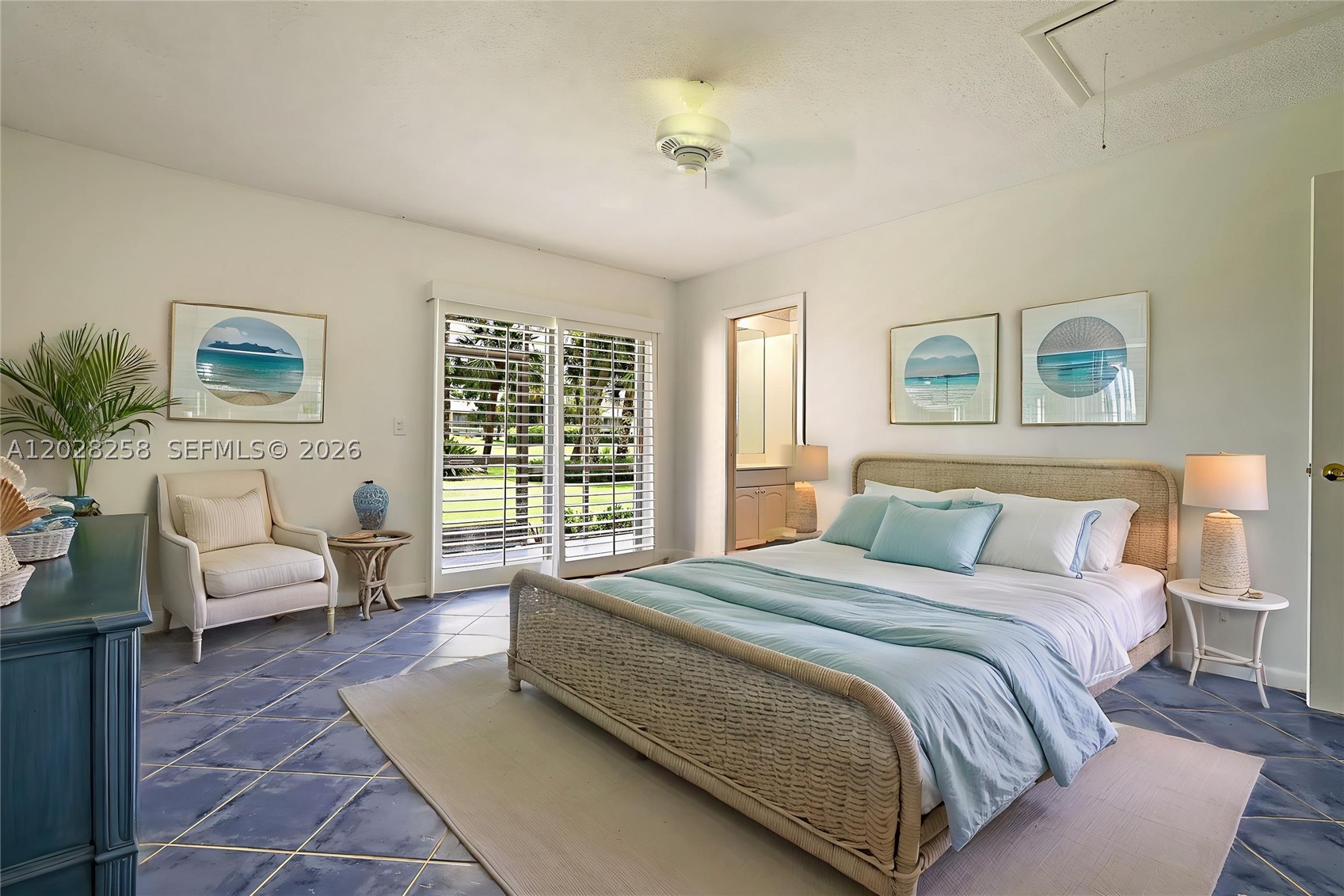 RIVERBEND CONDO - Residential