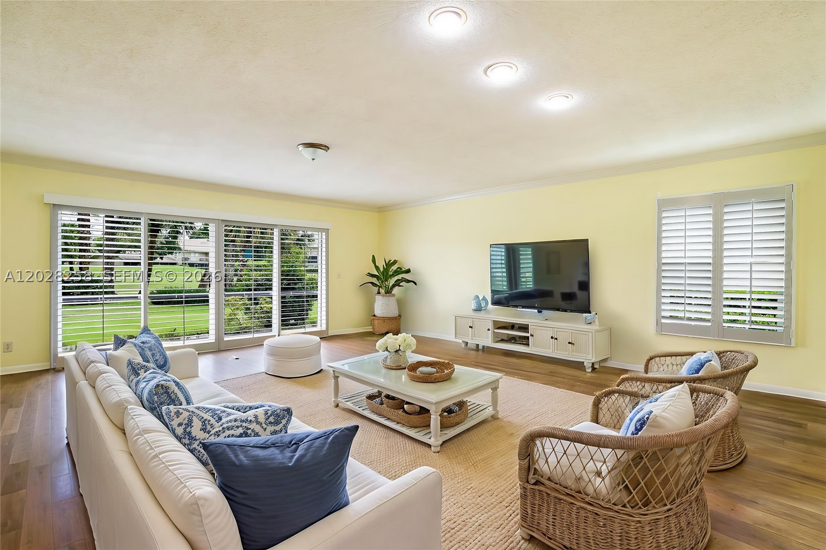 RIVERBEND CONDO - Residential