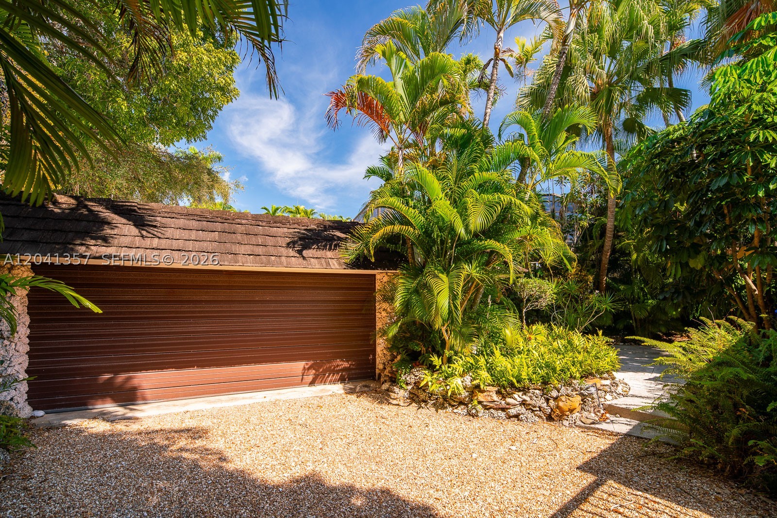 FOUR-WAY LODGE ESTATES - Residential Lease