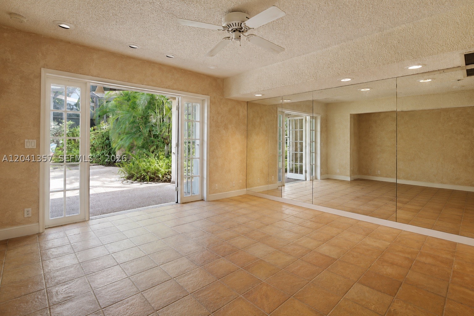 FOUR-WAY LODGE ESTATES - Residential Lease