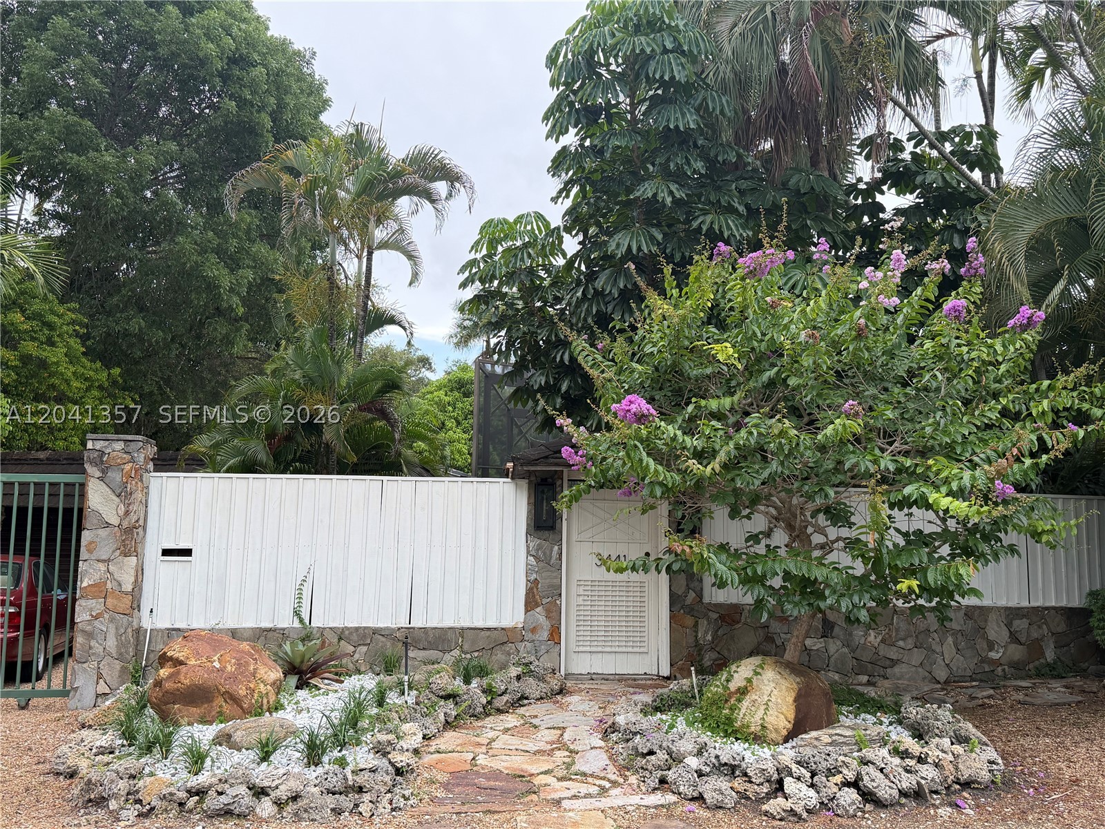 FOUR-WAY LODGE ESTATES - Residential Lease