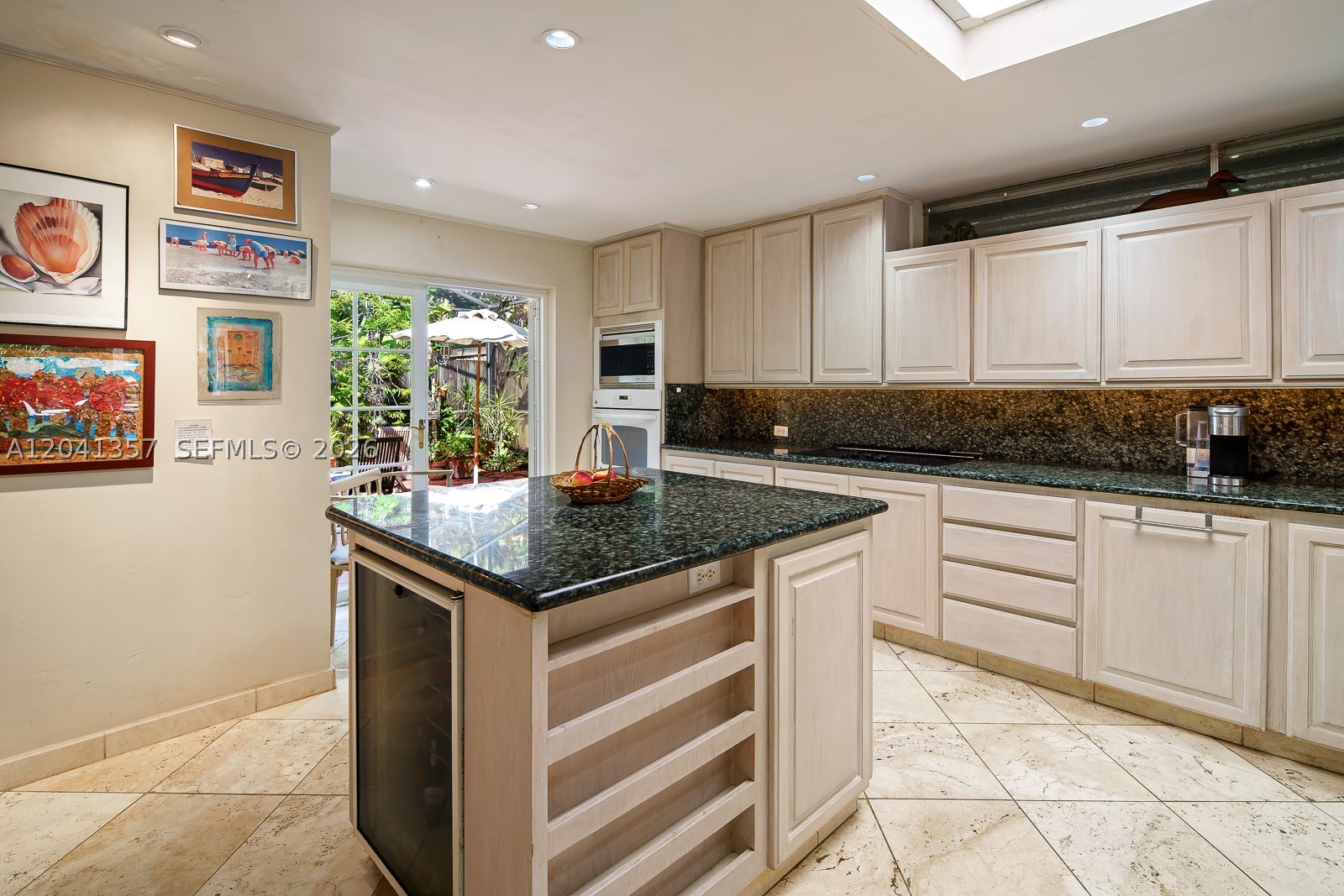 FOUR-WAY LODGE ESTATES - Residential Lease