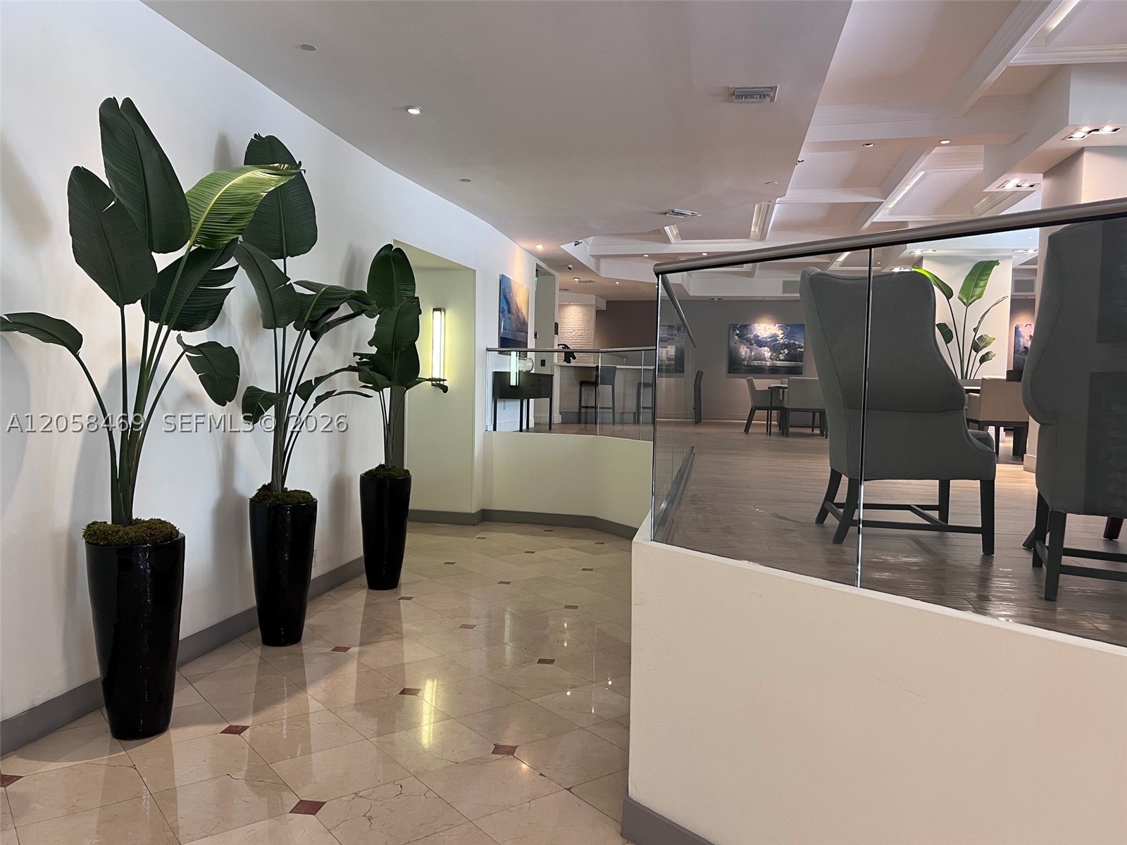 THE DECOPLAGE CONDO - Residential