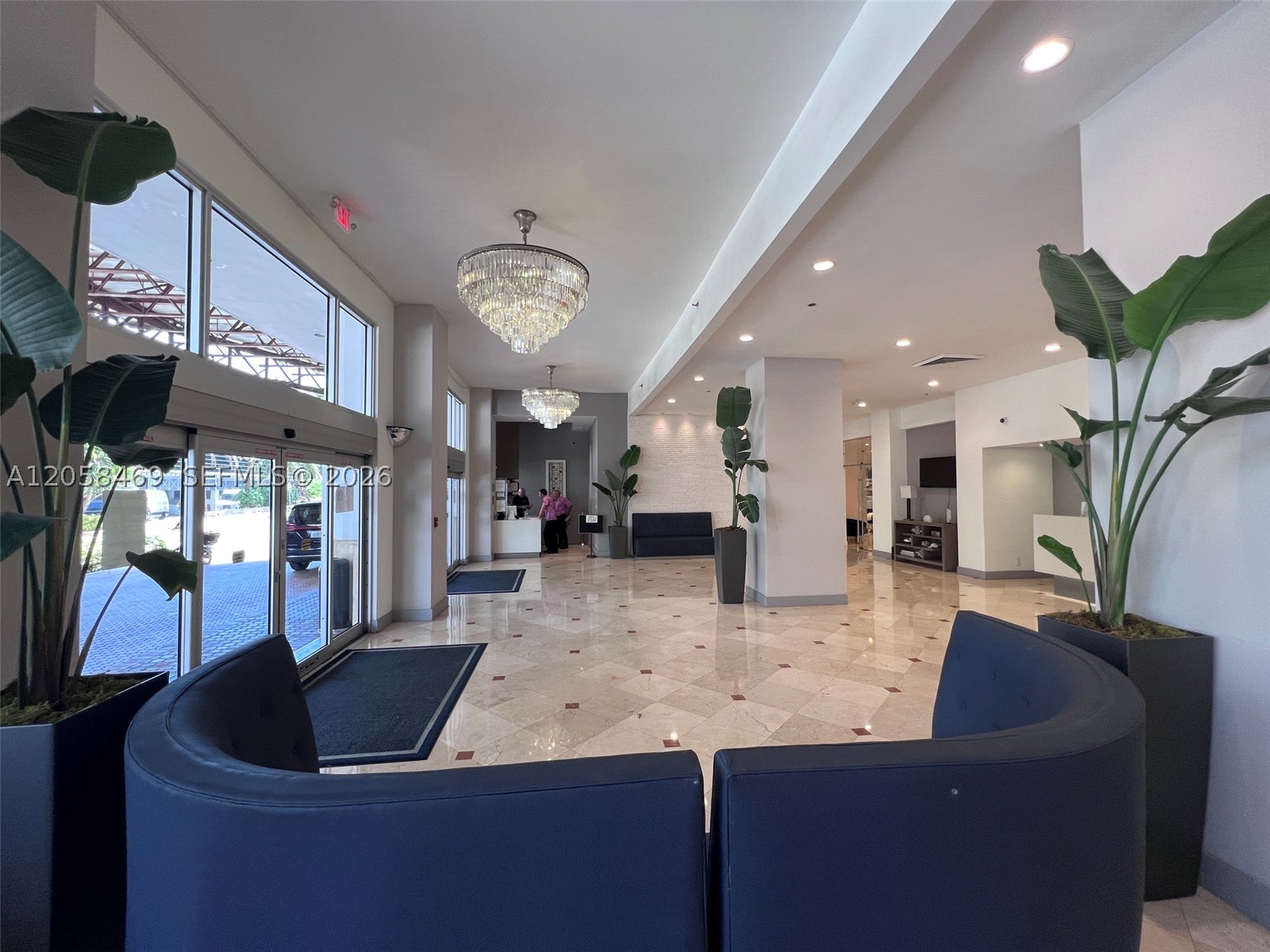 THE DECOPLAGE CONDO - Residential