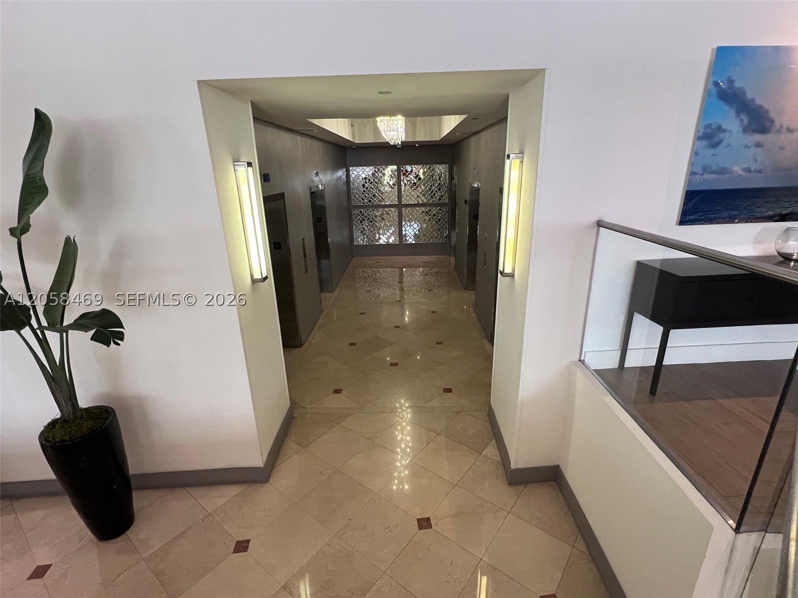 THE DECOPLAGE CONDO - Residential