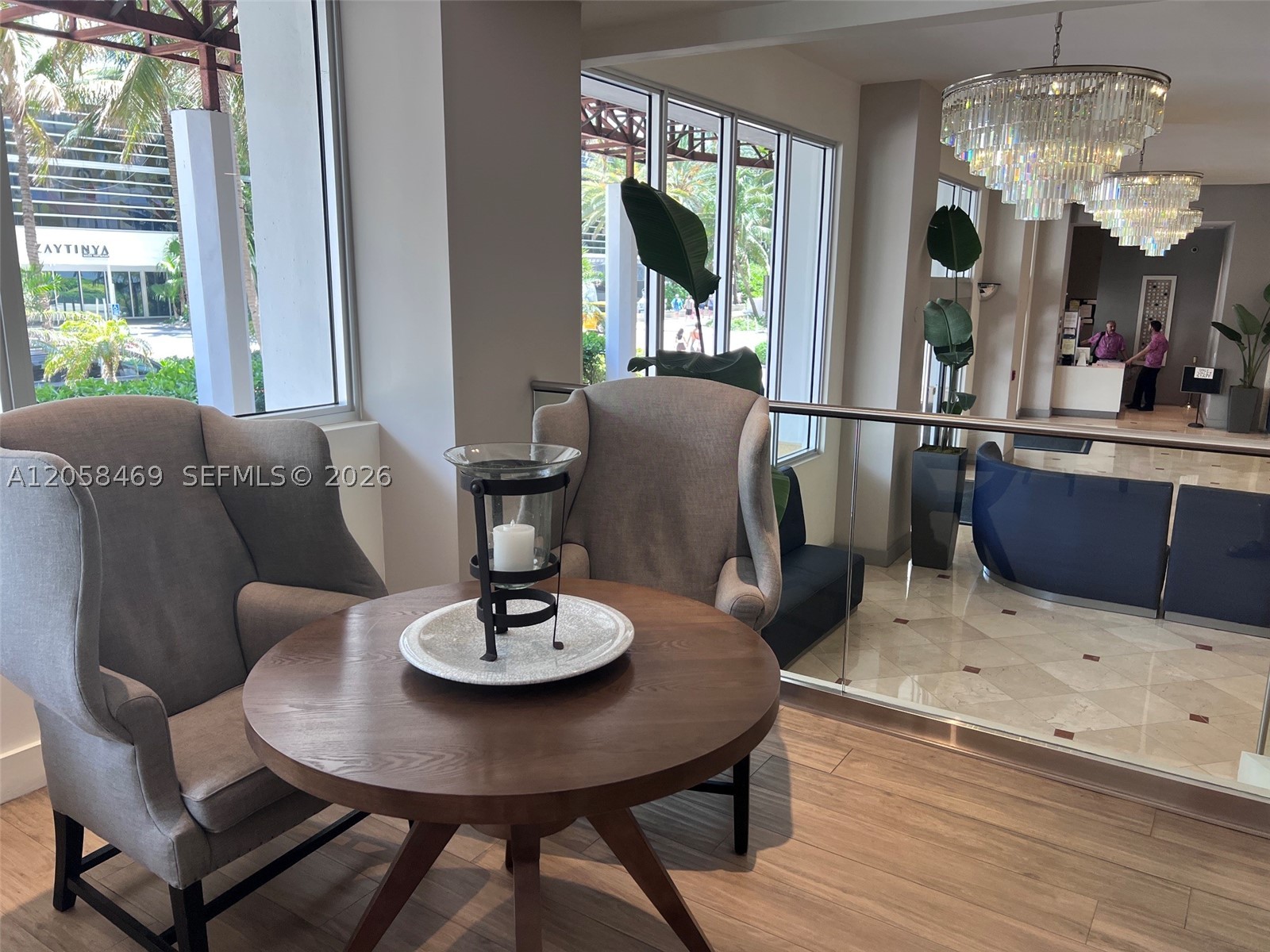 THE DECOPLAGE CONDO - Residential