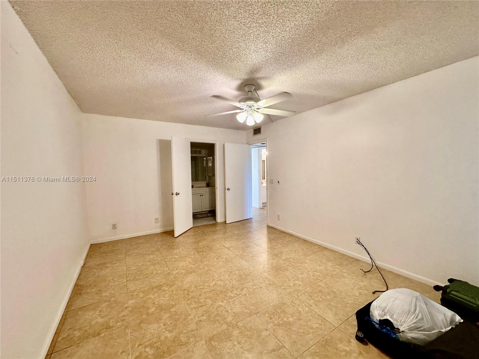 KINGSLEY AT CENTURY VILLA - Residential Lease