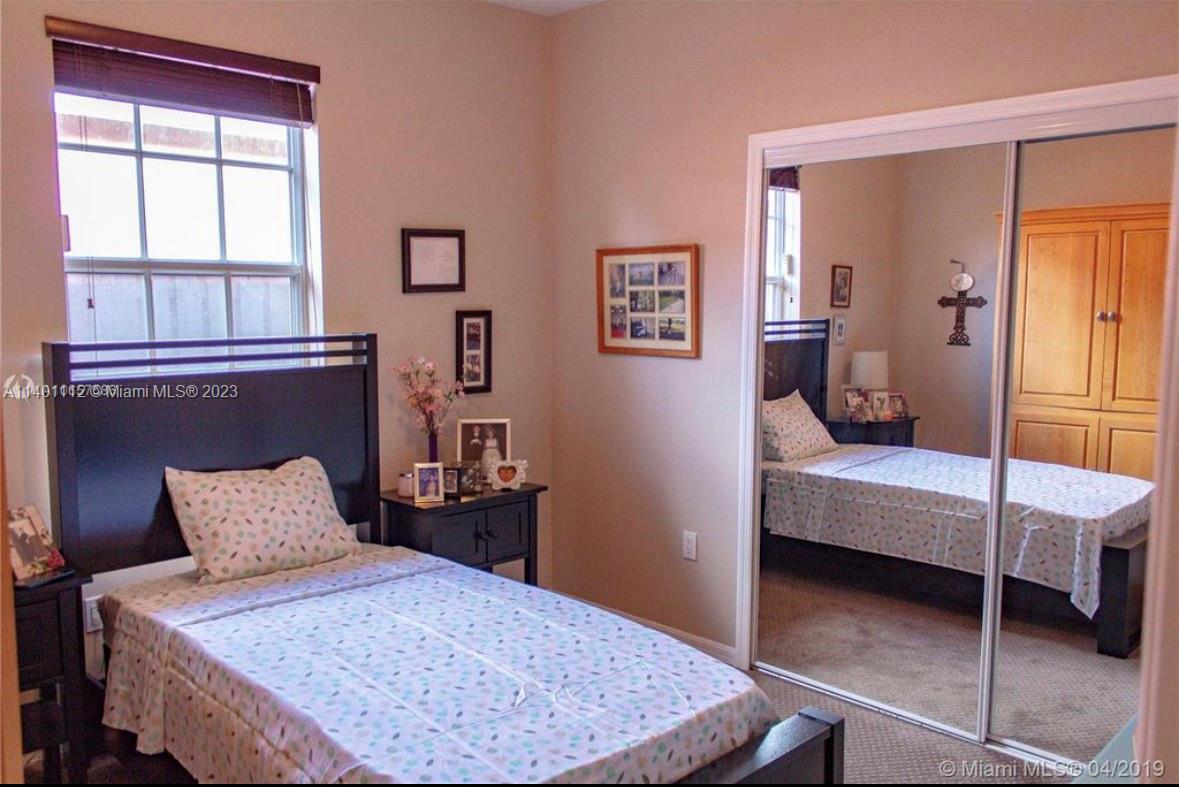 GARDEN HILLS WEST - Residential Lease