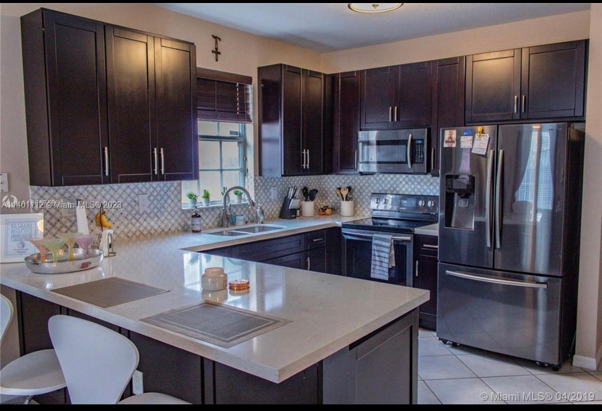 GARDEN HILLS WEST - Residential Lease
