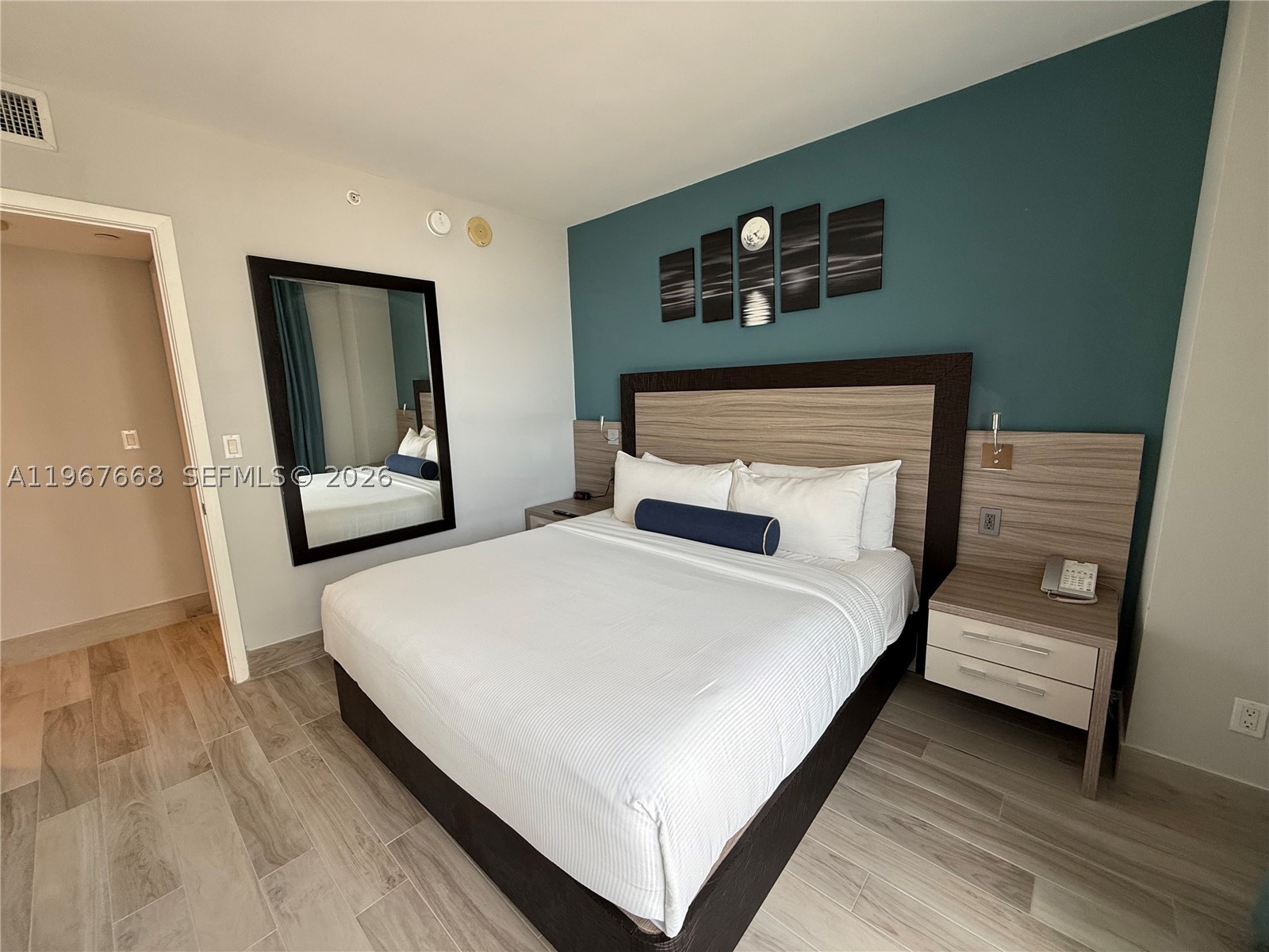 M RESORT RESIDENCES CONDO - Residential