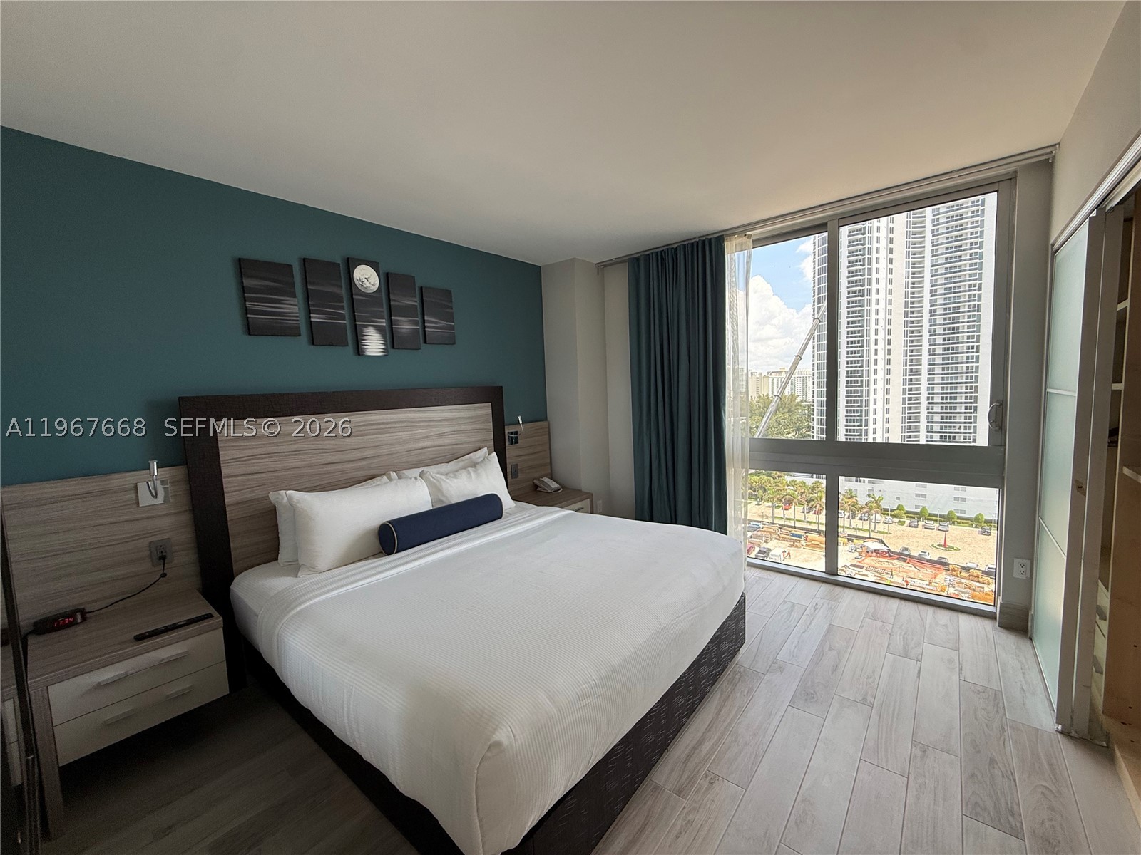M RESORT RESIDENCES CONDO - Residential