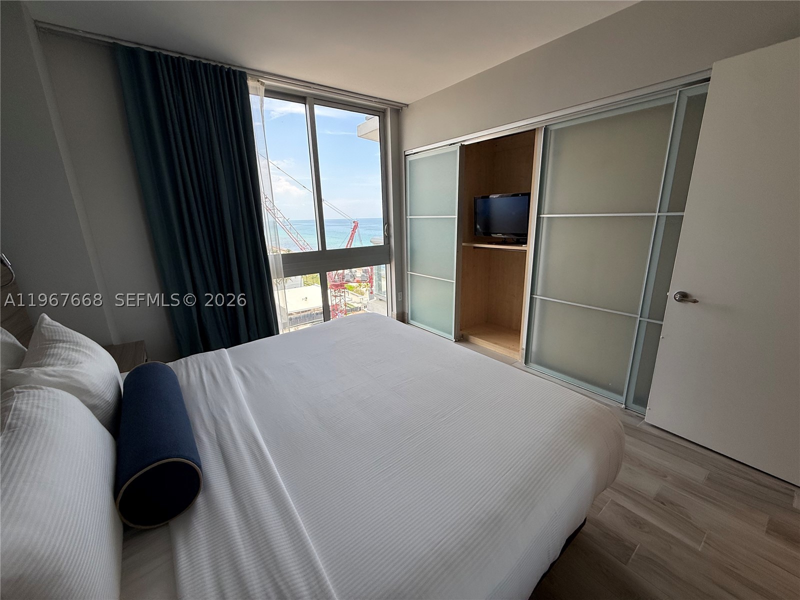 M RESORT RESIDENCES CONDO - Residential