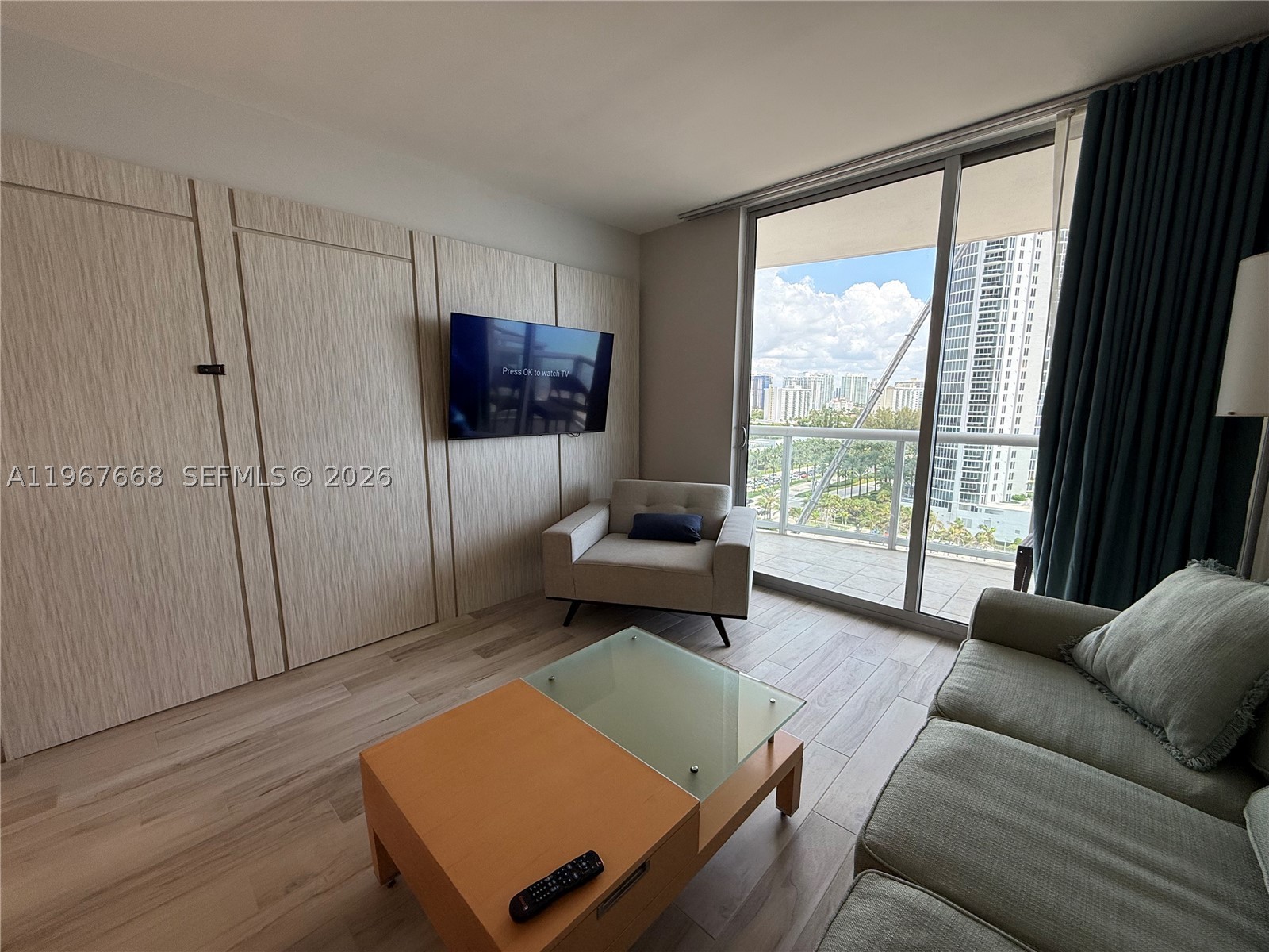 M RESORT RESIDENCES CONDO - Residential