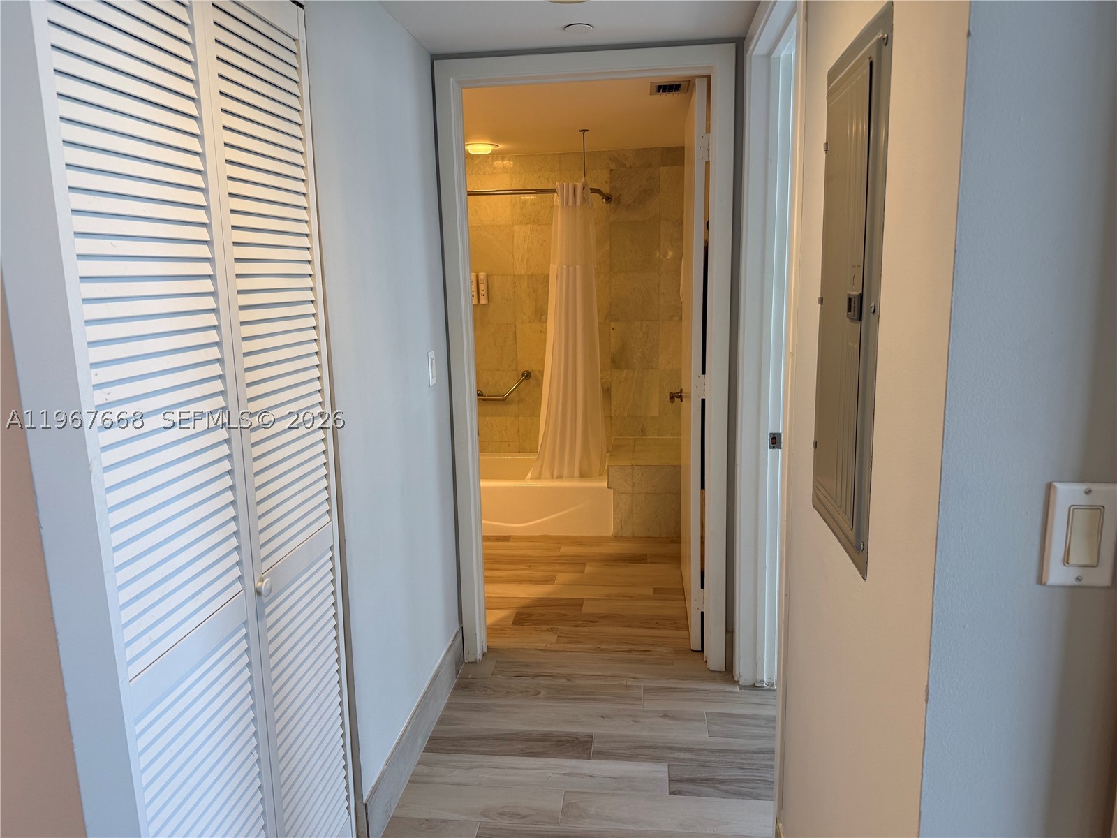 M RESORT RESIDENCES CONDO - Residential