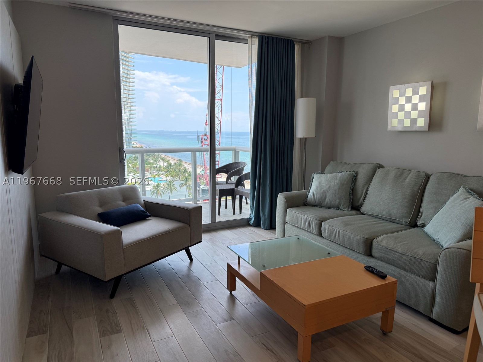 M RESORT RESIDENCES CONDO - Residential