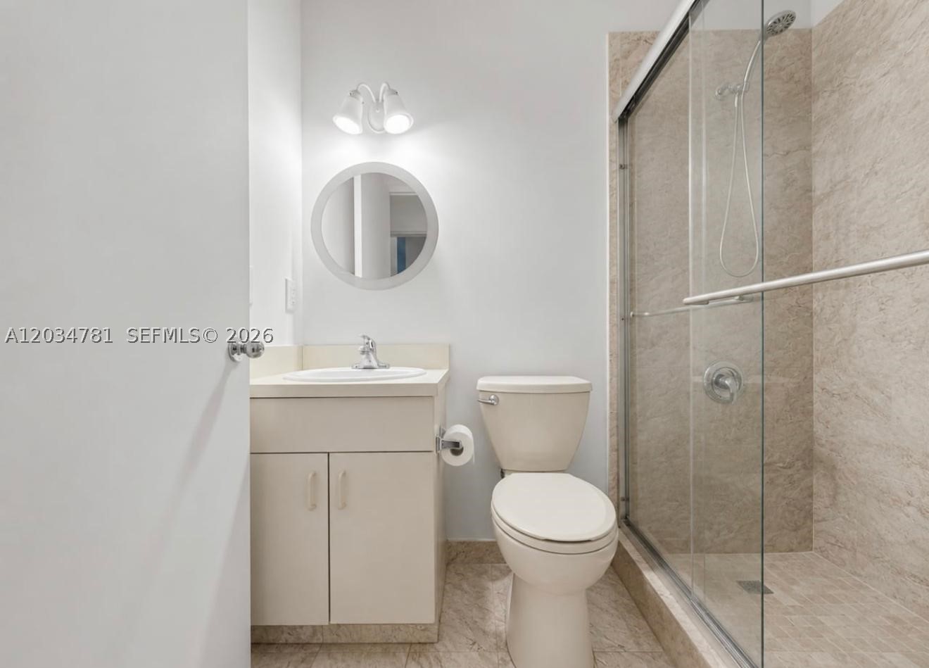 POINT LAKE CONDO VII - Residential
