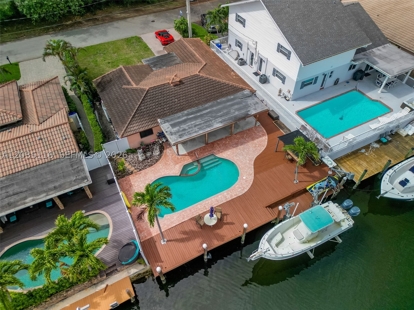 POMPANO ISLES - Residential
