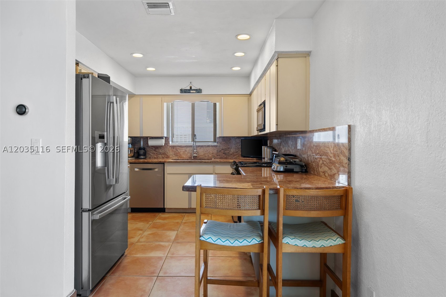 POMPANO ISLES - Residential