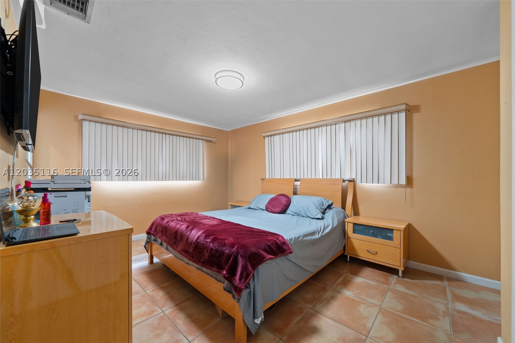 POMPANO ISLES - Residential
