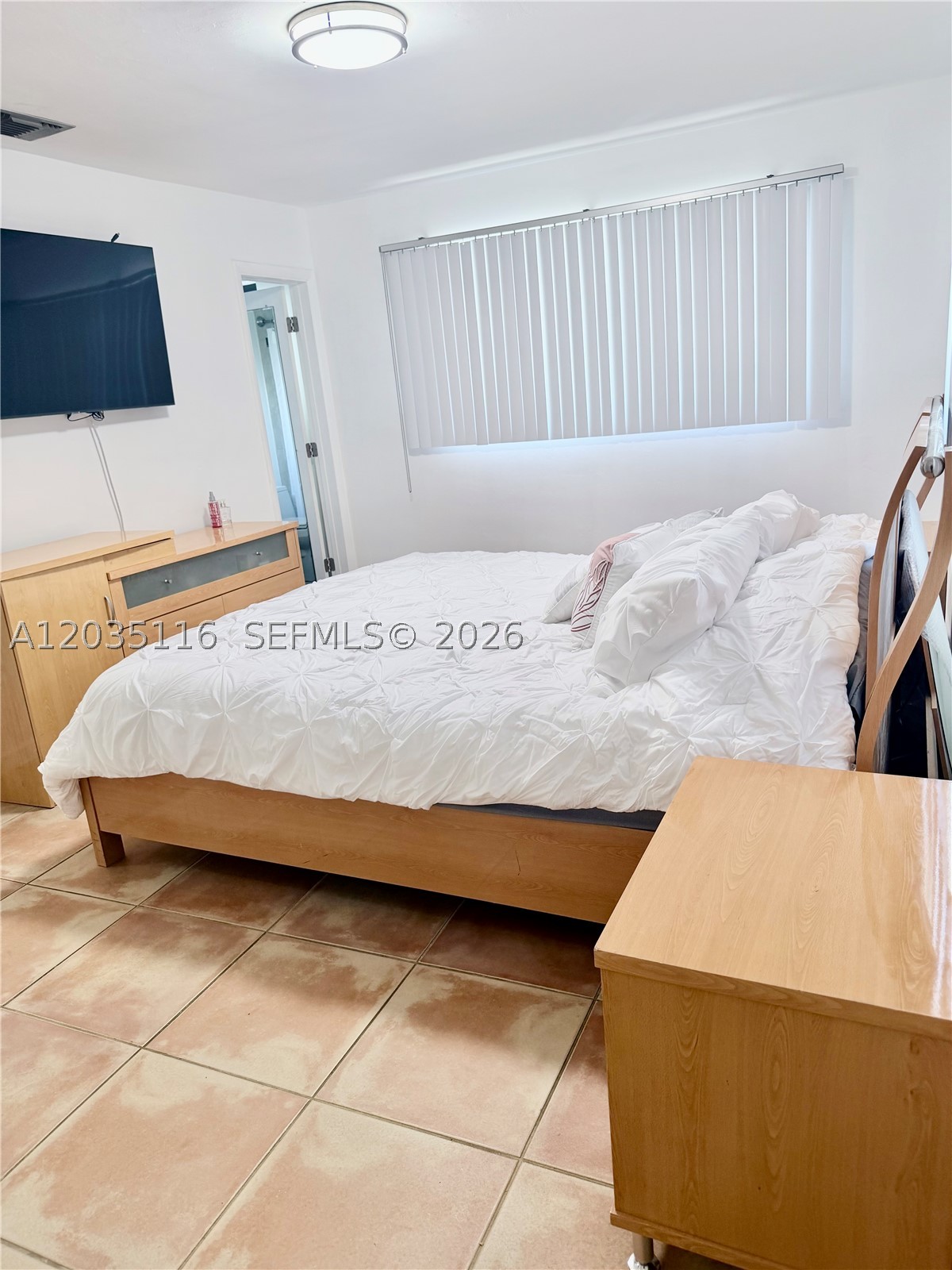 POMPANO ISLES - Residential