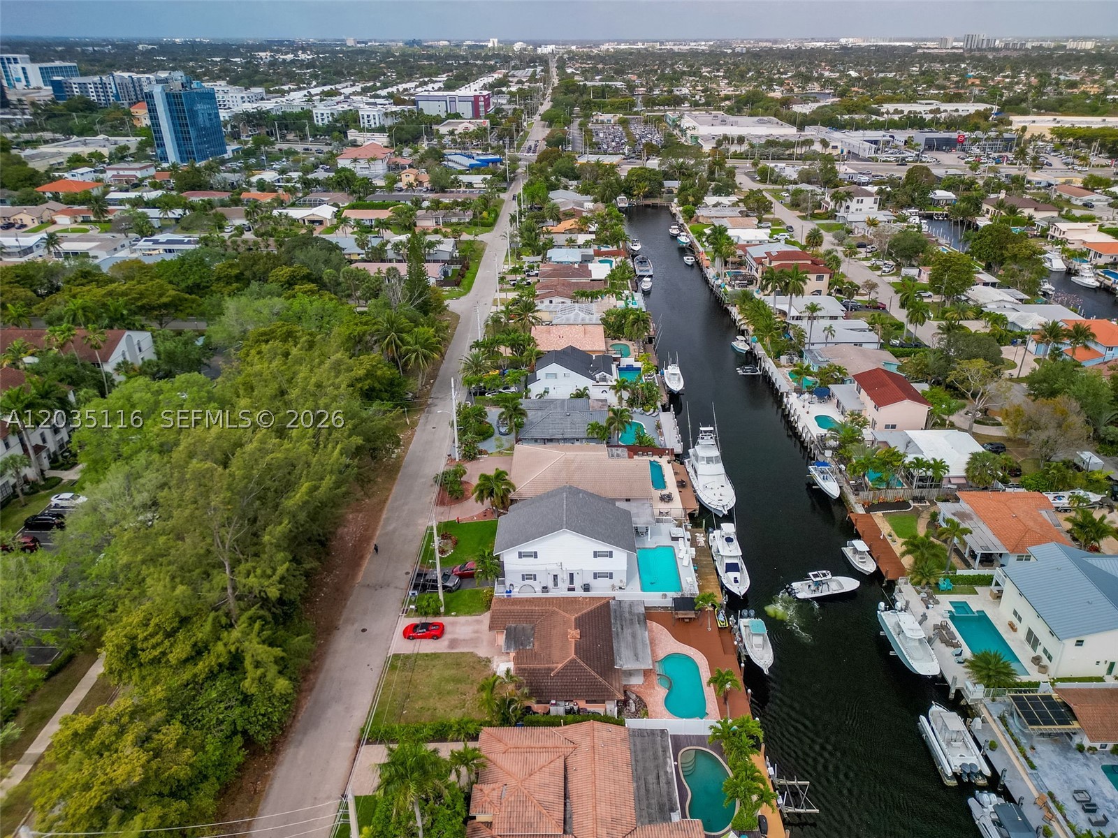 POMPANO ISLES - Residential