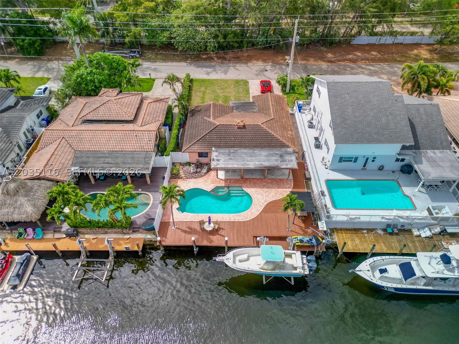POMPANO ISLES - Residential