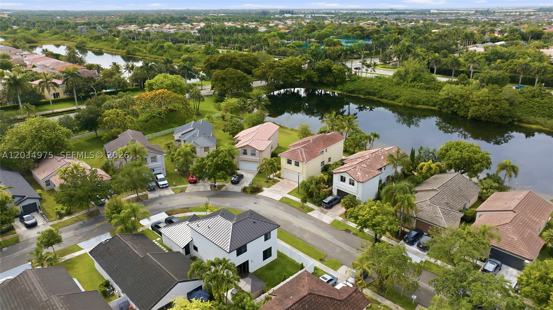 SILVER LAKES PHASE III - Residential