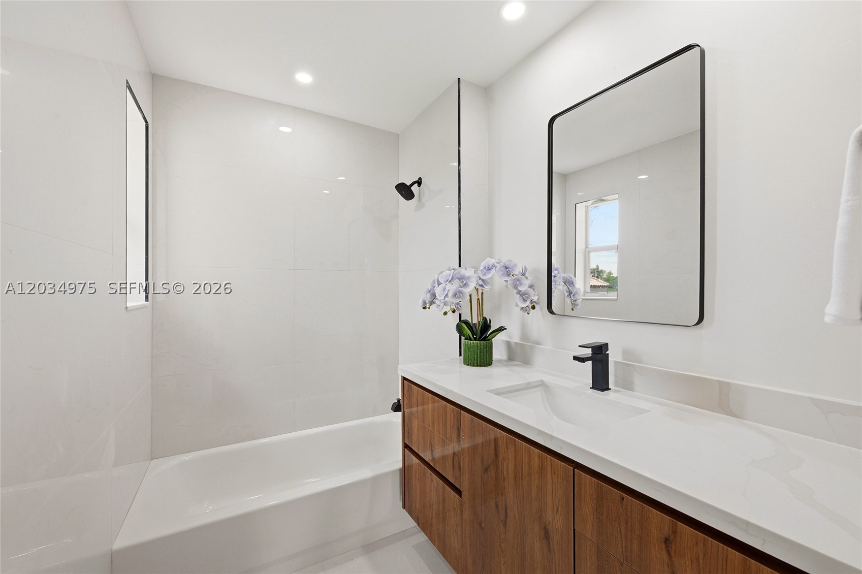 SILVER LAKES PHASE III - Residential