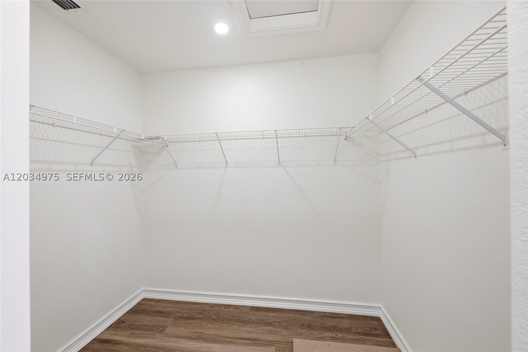 SILVER LAKES PHASE III - Residential