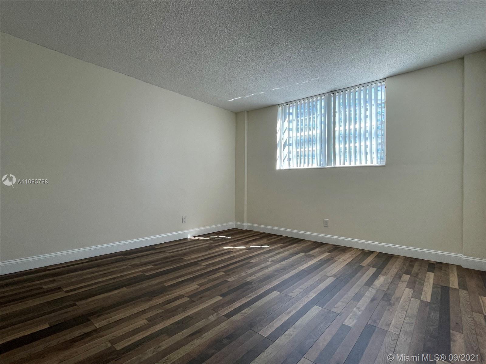 OCEANVIEW BUILDING A COND - Residential