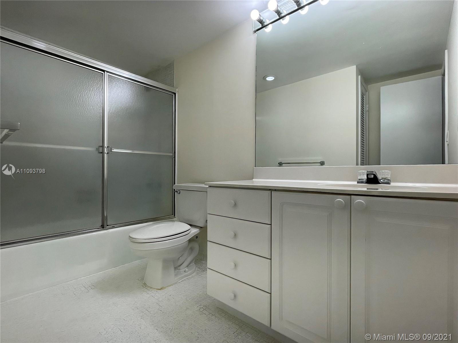 OCEANVIEW BUILDING A COND - Residential