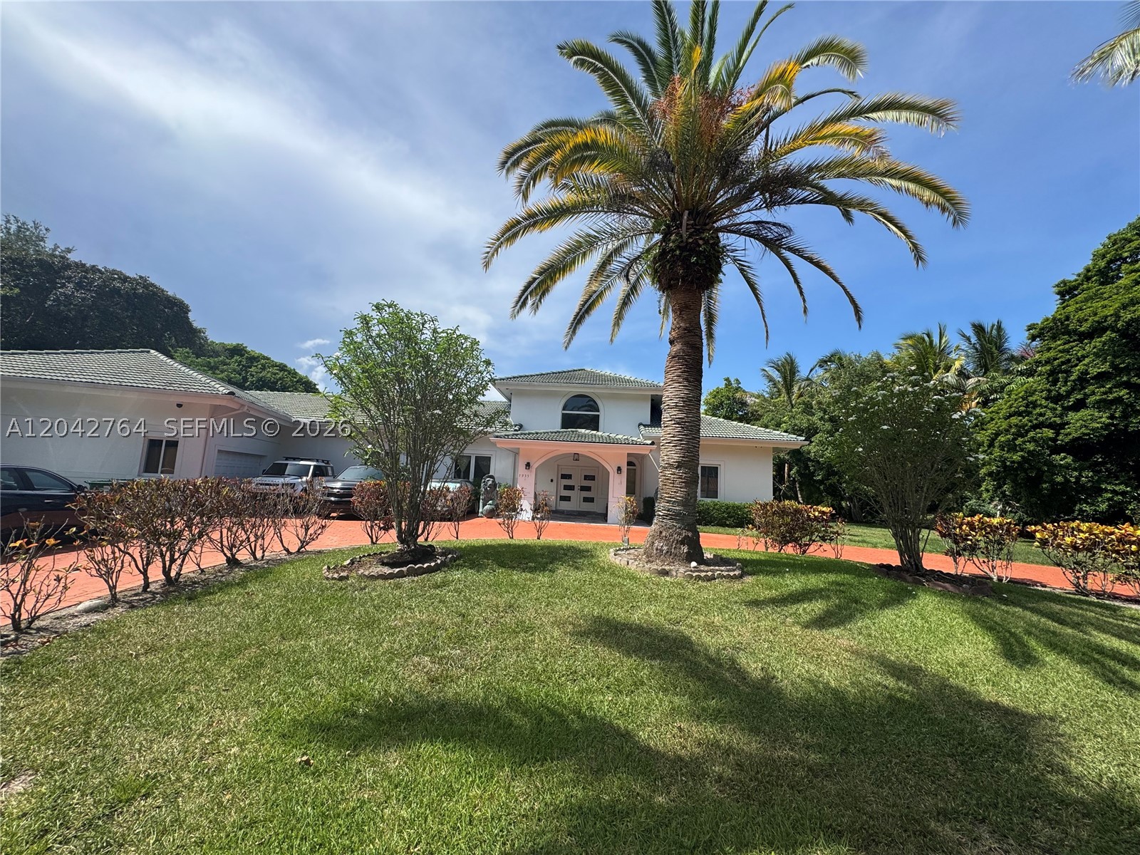 PINE TREE ESTATES - Residential