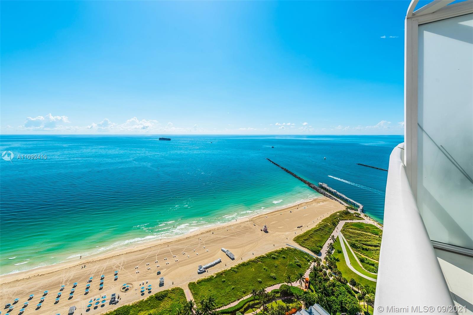 CONTINUUM ON SOUTH BEACH - Residential