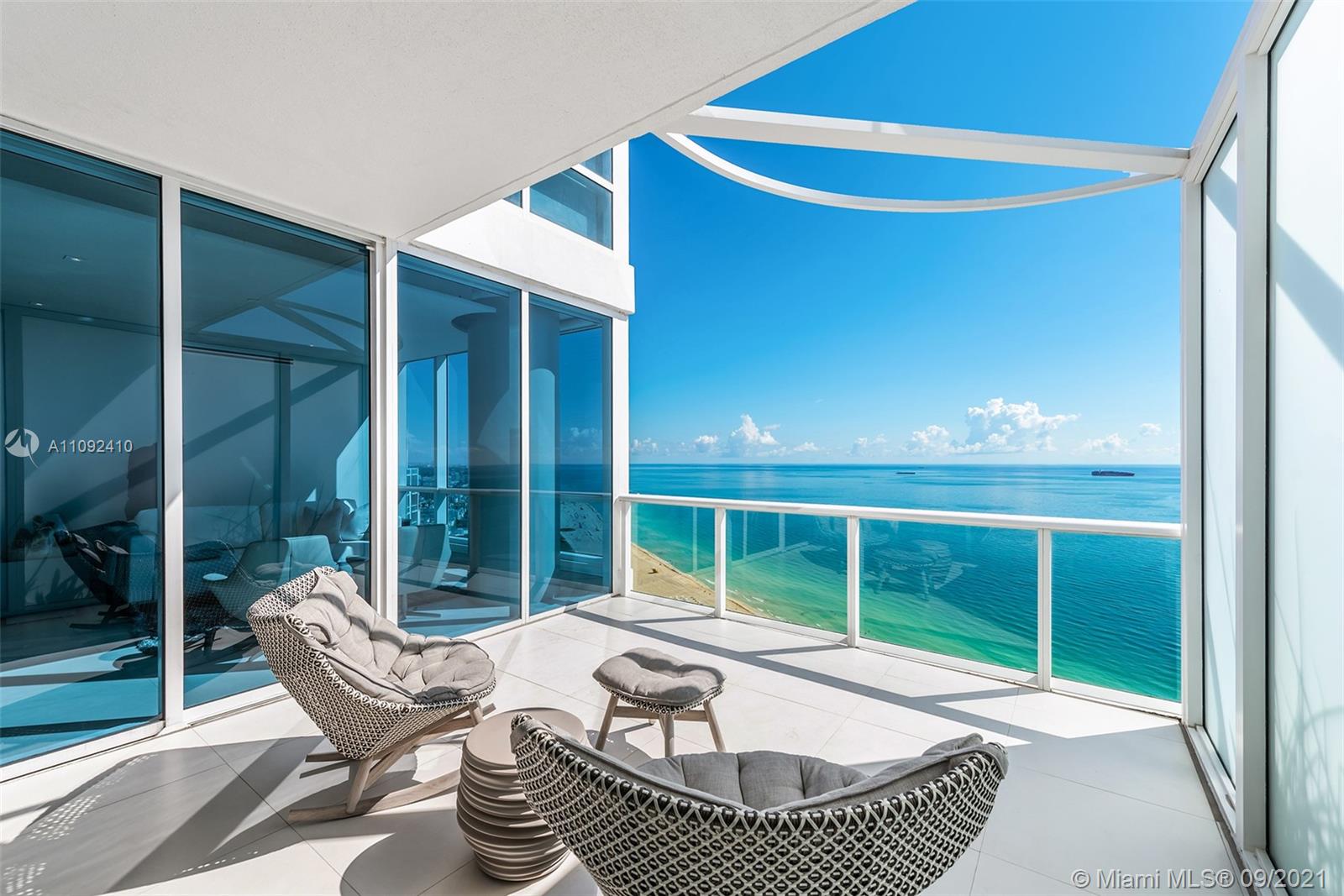 CONTINUUM ON SOUTH BEACH - Residential